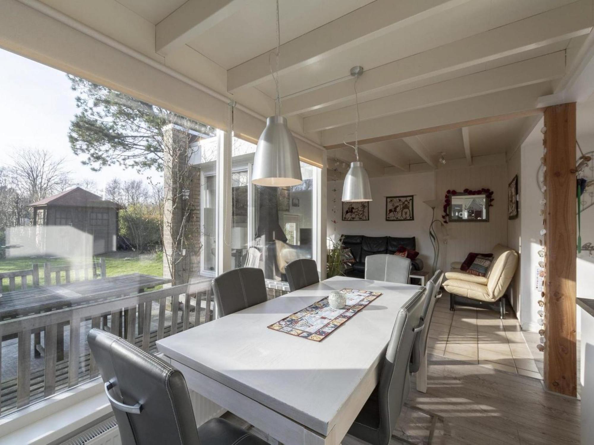 Stylish Bungalow With A Large Garden Sint Maartensvlotbrug Exteriör bild