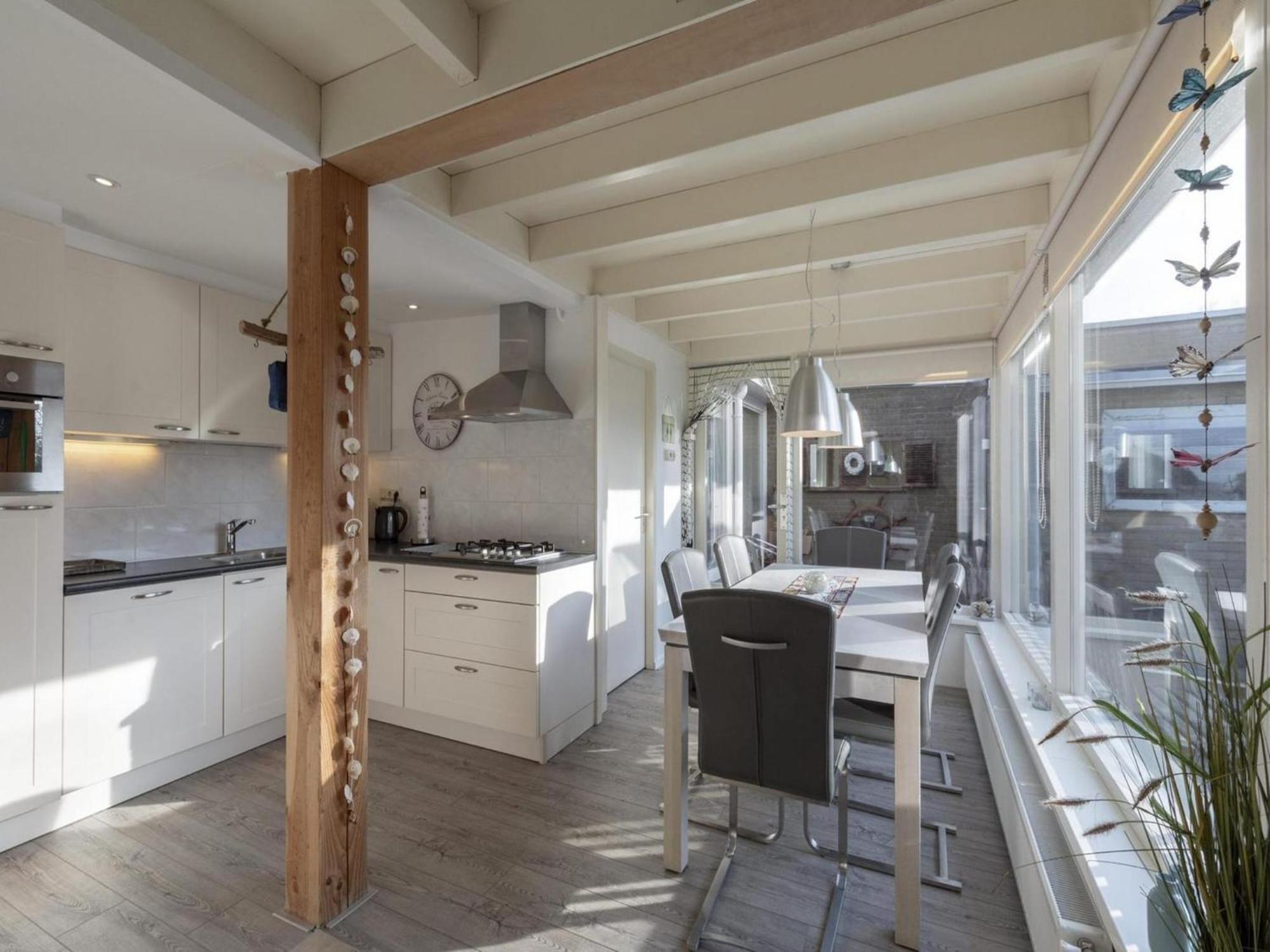 Stylish Bungalow With A Large Garden Sint Maartensvlotbrug Exteriör bild