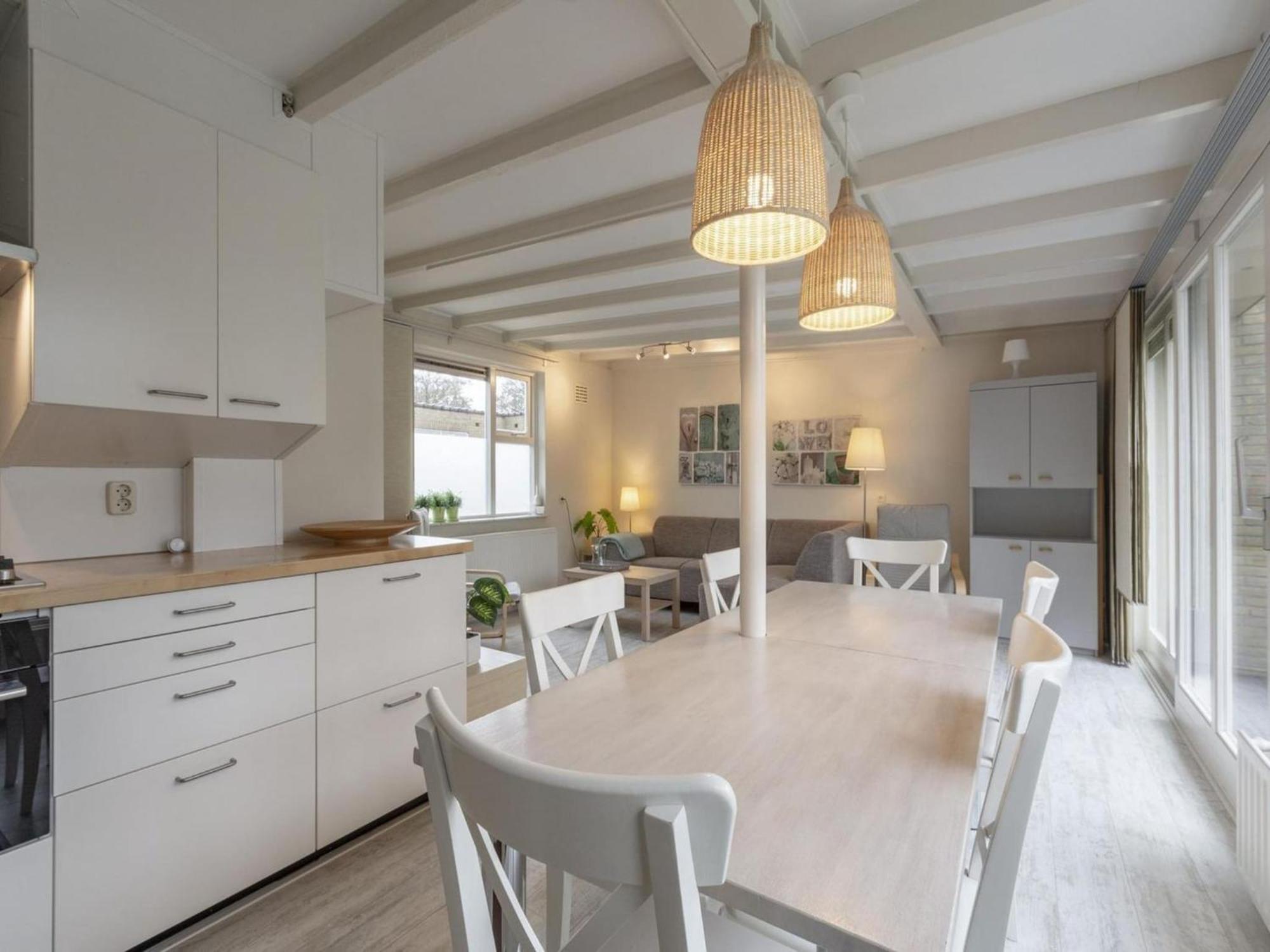 Stylish Bungalow With A Large Garden Sint Maartensvlotbrug Exteriör bild